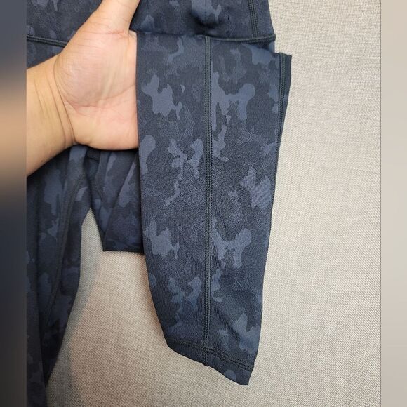 ALEXO Carry Leggings - Picture 4 of 10